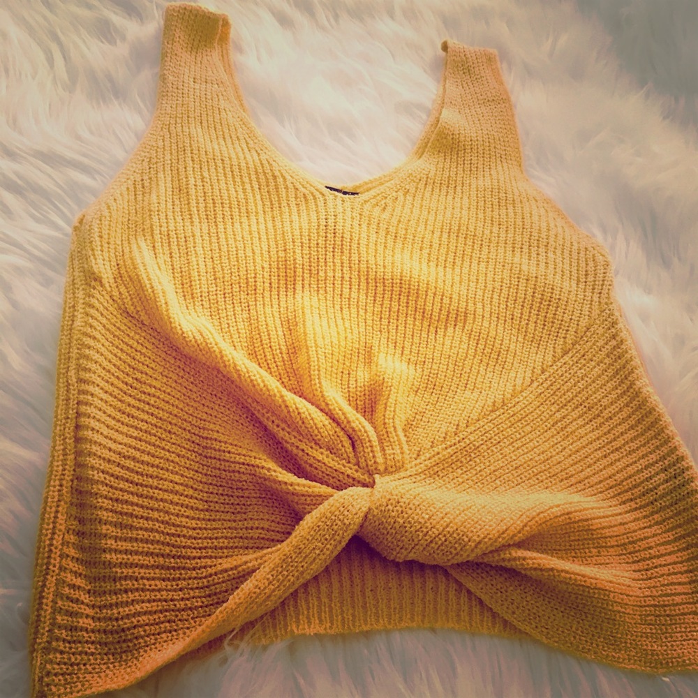 Twisted Yellow Sweater 💝 - Picture 2 of 5